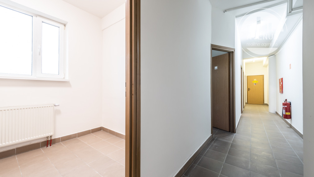 PRENAJATÉ * Obchodné priestory, sklad, kancelária