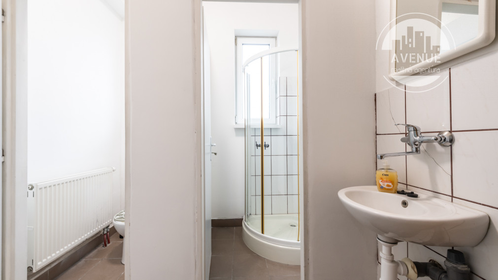 PRENAJATÉ * Obchodné priestory, sklad, kancelária