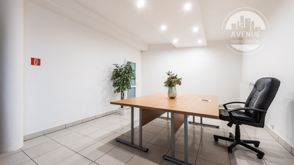 PRENAJATÉ * Obchodné priestory, sklad, kancelária