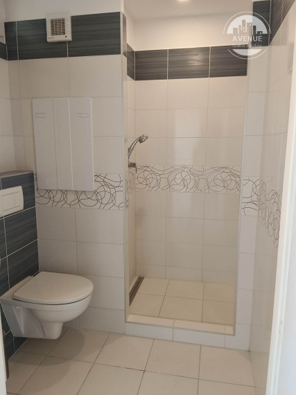 PRENAJATÉ  1 - izbový byt