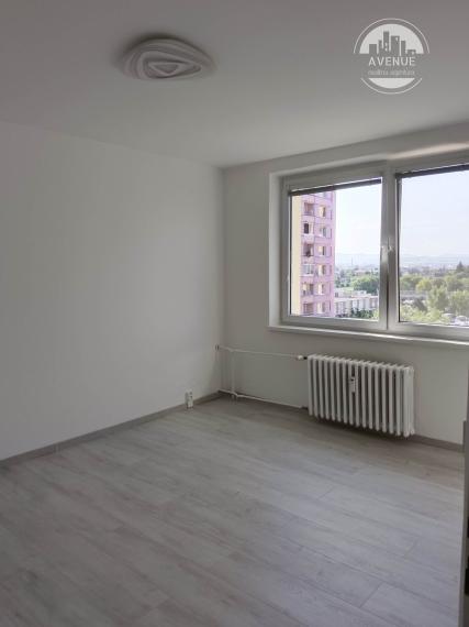 PRENAJATÉ  1 - izbový byt