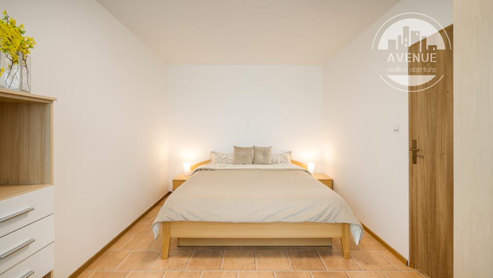 1- izbový zariadený byt s terasou