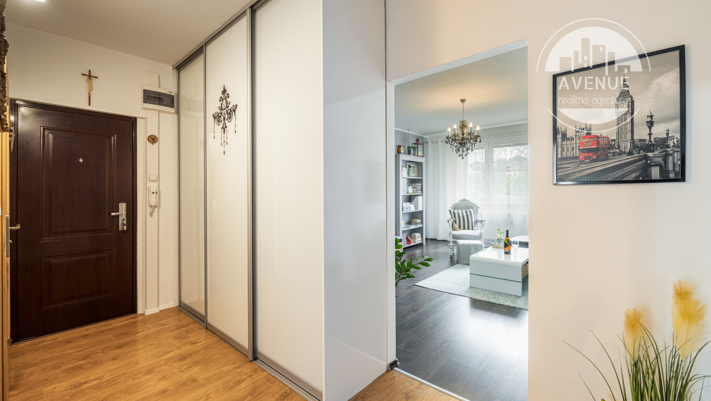 PREDANÉ - 3 izbový moderne zrekonštruovaný byt