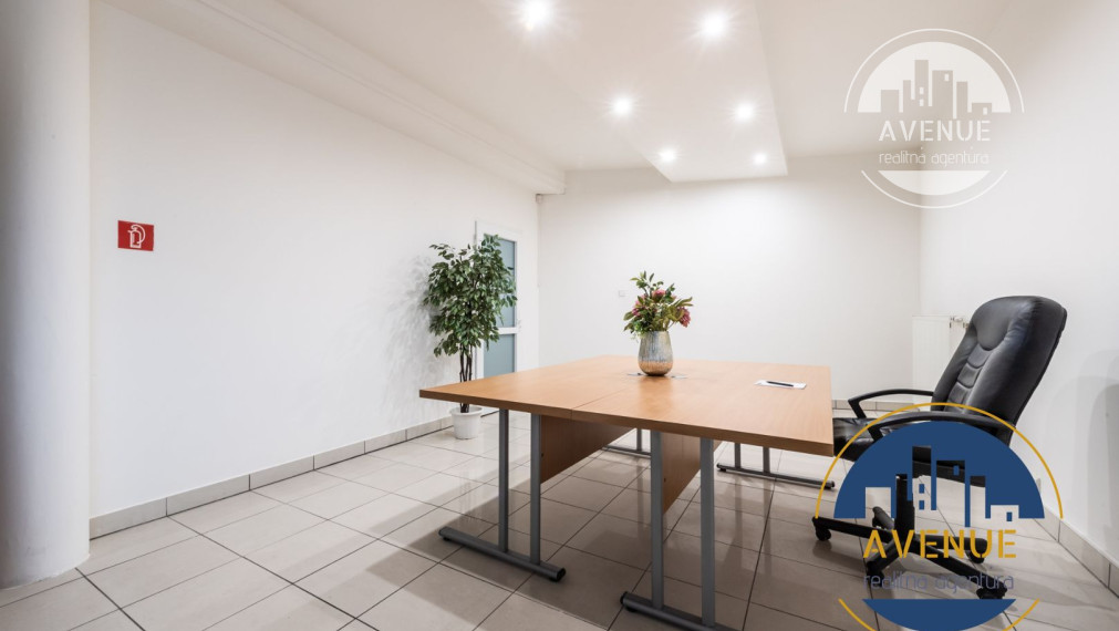 PRENAJATÉ * Kancelárske priestory, ambulancia, salón, obchod, výroba