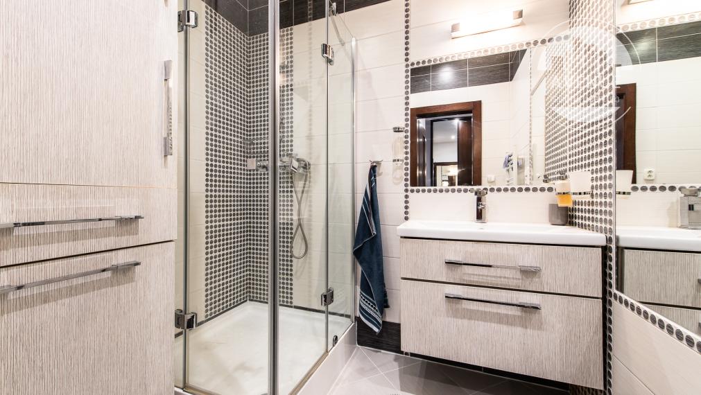 PRENAJATÉ -  1.5 izbový byt,kompletne zariadený