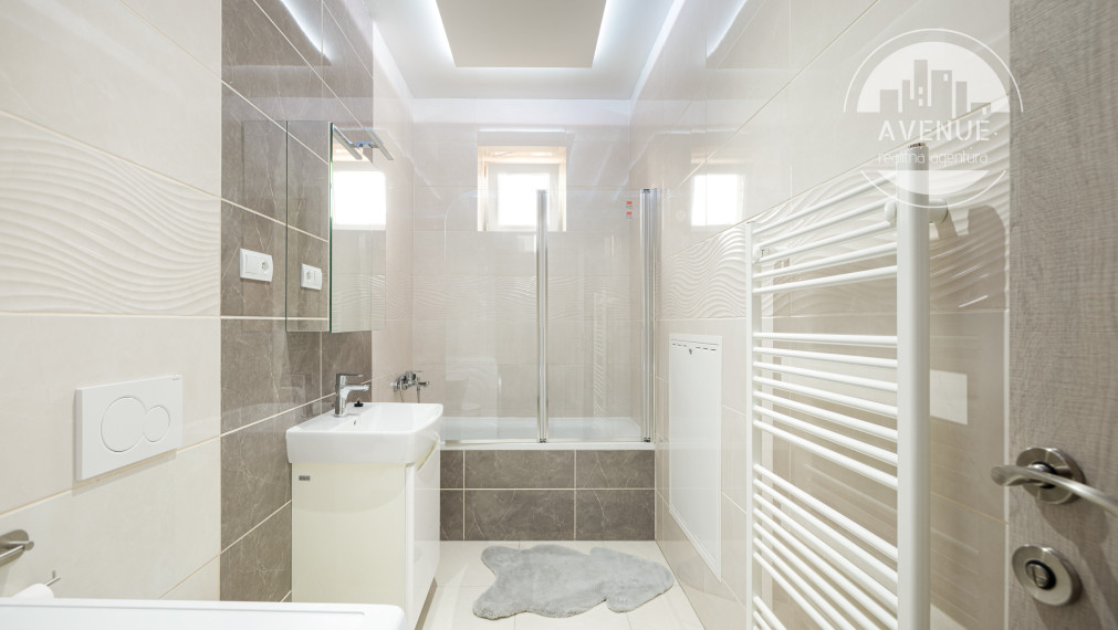 PRENAJATÉ 2.5 izbový byt - CENTRUM MESTA - Hlavná ul.