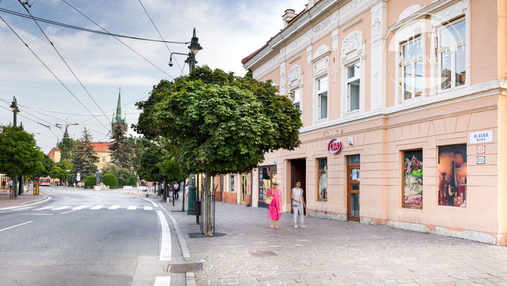 PRENAJATÉ 2.5 izbový byt - CENTRUM MESTA - Hlavná ul.