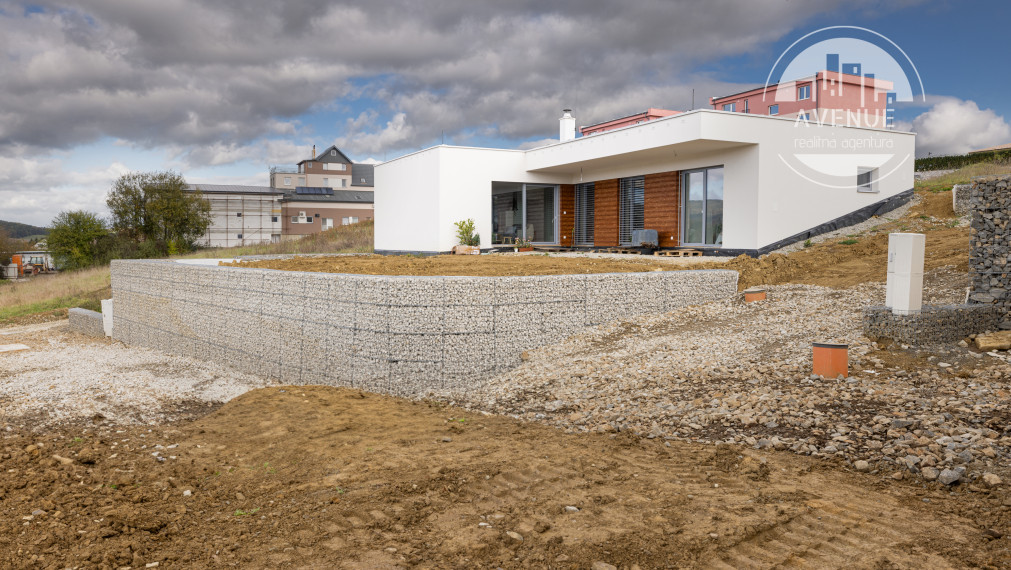 Predané - novostavba Raslavice