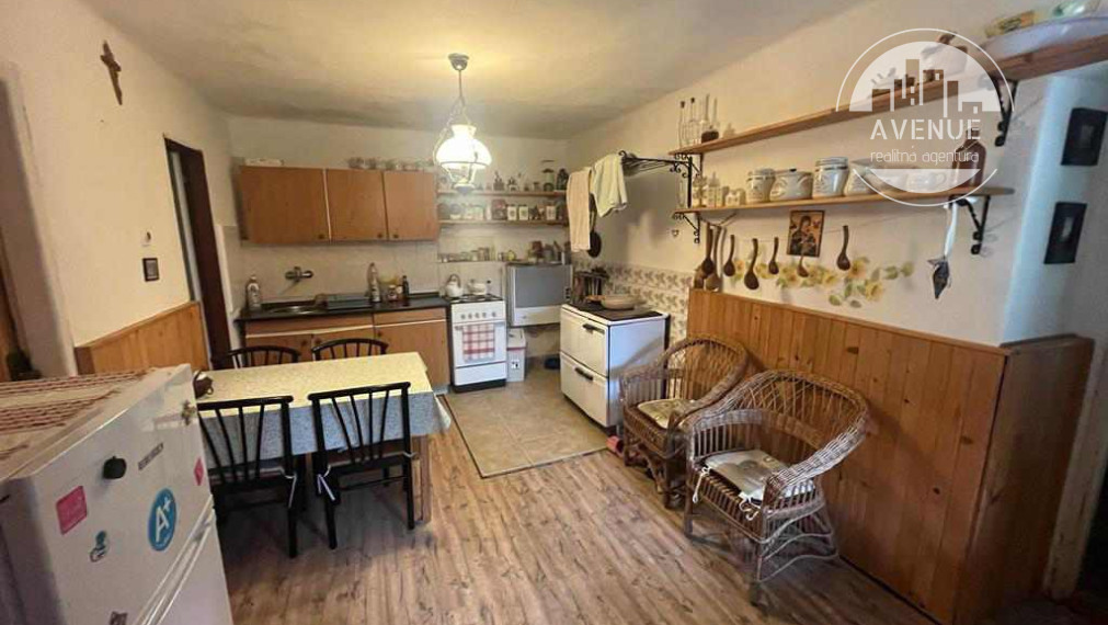 PREDANÉ - Rodinný dom s typickou zemplínskou architektúrou