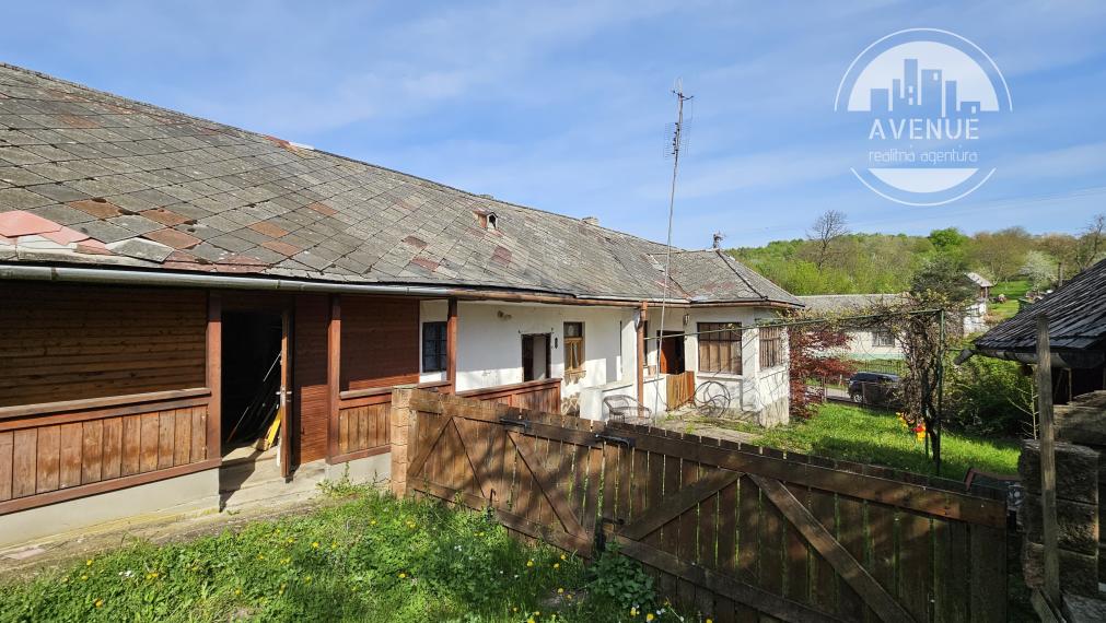 PREDANÉ - Rodinný dom s typickou zemplínskou architektúrou