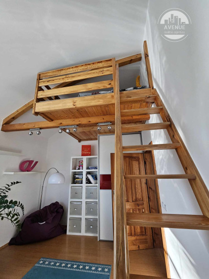 PRENAJATÉ   3 - izbový klimatizovaný apartmán