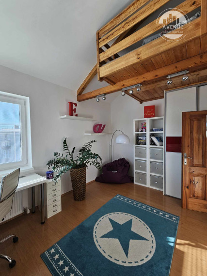 PRENAJATÉ   3 - izbový klimatizovaný apartmán