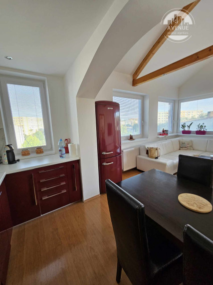 PRENAJATÉ   3 - izbový klimatizovaný apartmán