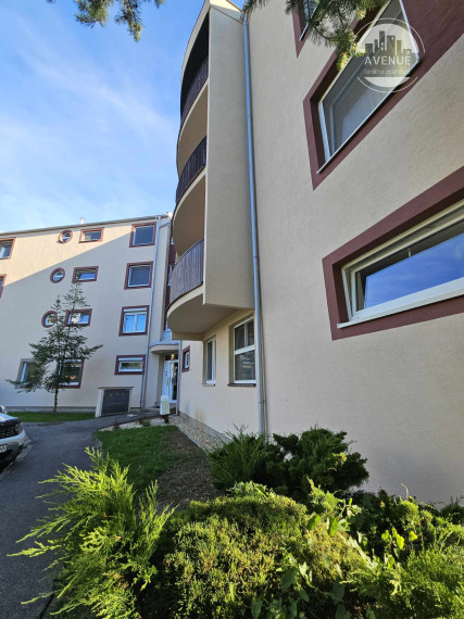 PRENAJATÉ   3 - izbový klimatizovaný apartmán