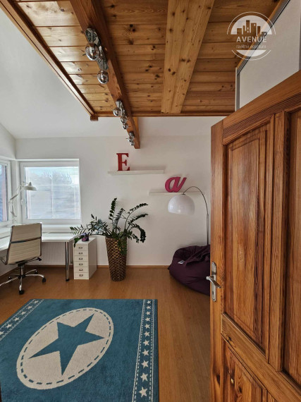 PRENAJATÉ   3 - izbový klimatizovaný apartmán