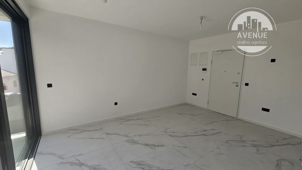 PREDANÉ - CHORVÁTSKO - VIR -  apartmány