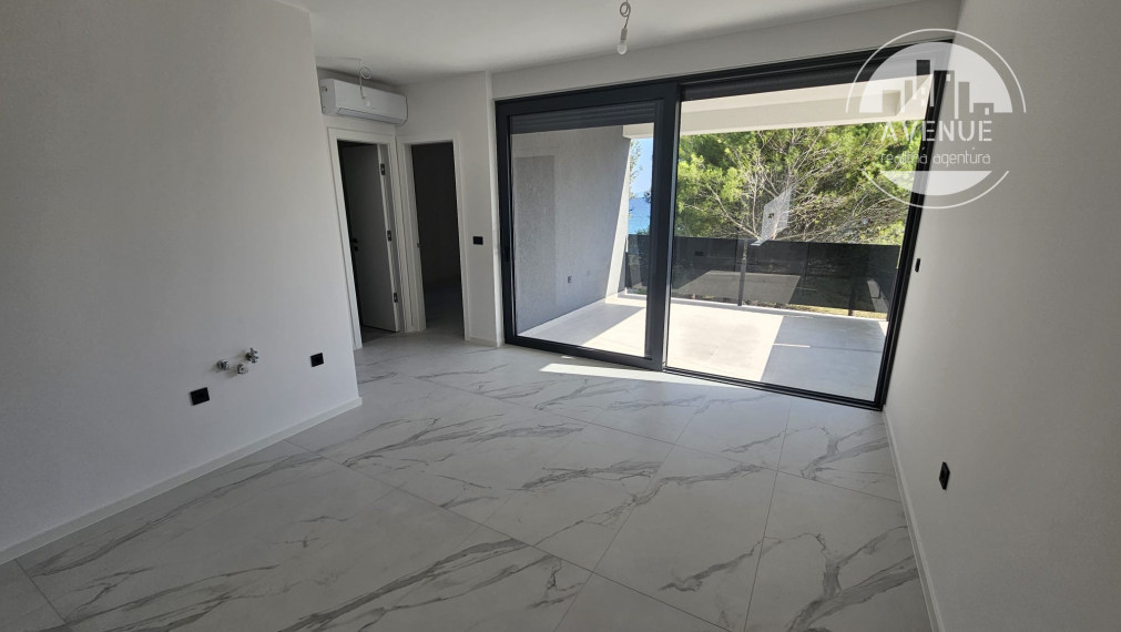 PREDANÉ - CHORVÁTSKO - VIR -  apartmány