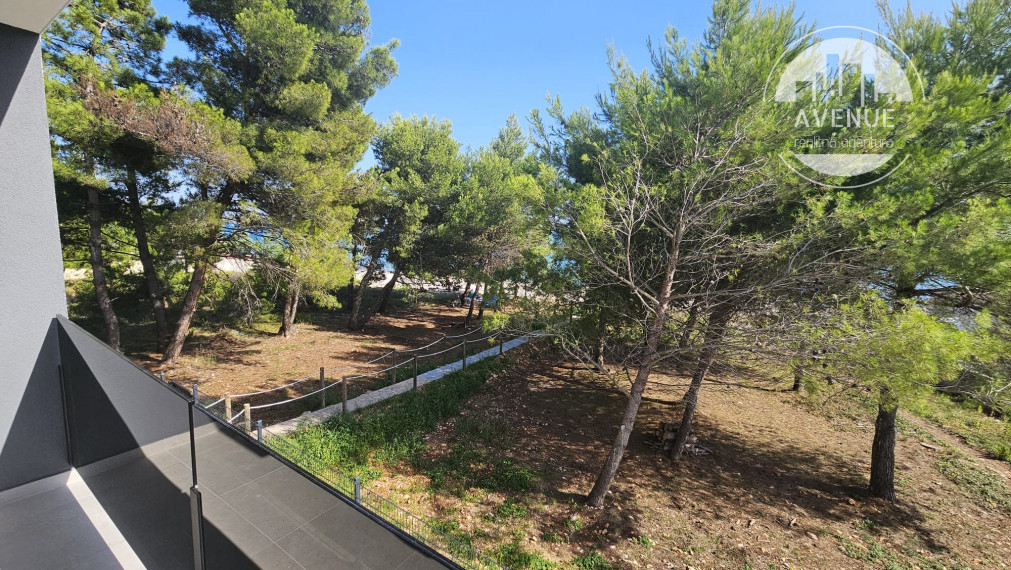 PREDANÉ - CHORVÁTSKO - VIR -  apartmány