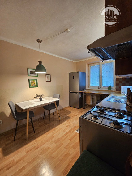 PRENAJATÉ  2 izbový byt na prenájom - ul. Obrancov mieru