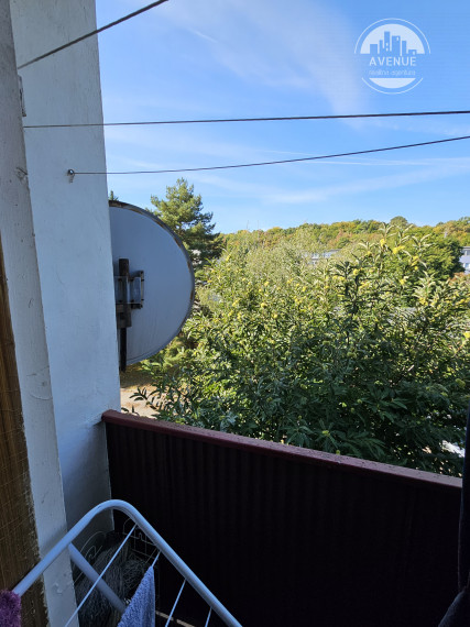 PREDANÉ   3 izbový byt, Levočská ulica, 2 balkóny