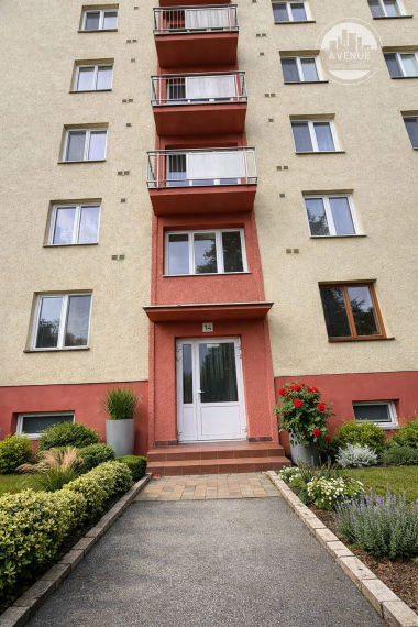 2 - izbový byt s balkónom