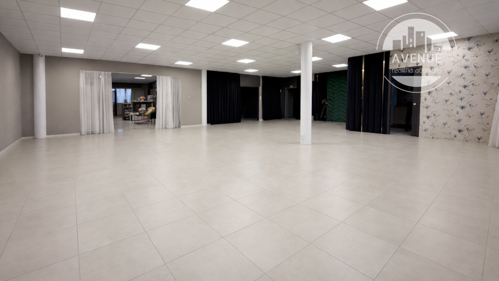 Showroom 120 m2 - cena 9 Eur/m2/mesiac bez DPH , vrátane energií