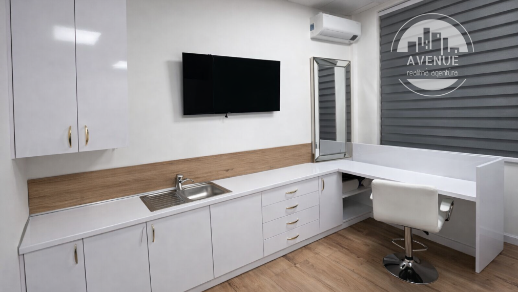 ODSTÚPENIE KOMPLENÉ ZARIADENEJ PREVÁDZKY PEDIKÚRY