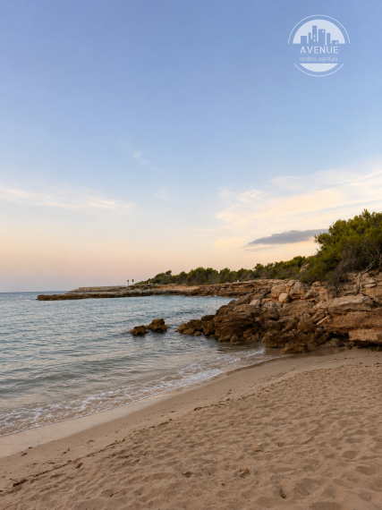 Moderný dovolenkový dom pri mori | Calafat, Costa Dorada, Španielsko
