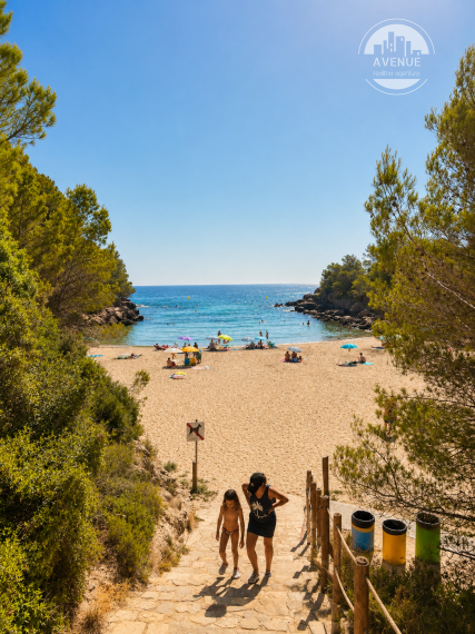 Moderný dovolenkový dom pri mori | Calafat, Costa Dorada, Španielsko