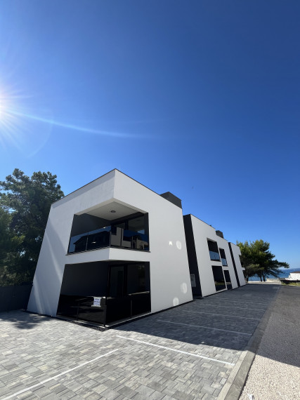 PREDANÉ - CHORVÁTSKO - VIR -  apartmány