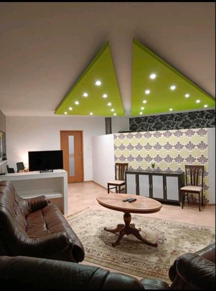 PRENAJATÉ - 1,5 izbový byt, ul. Vranovská - časť Nižná šebastová