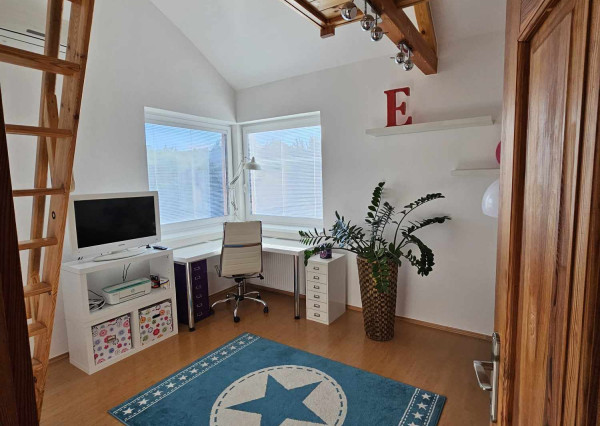 PRENAJATÉ   3 - izbový klimatizovaný apartmán