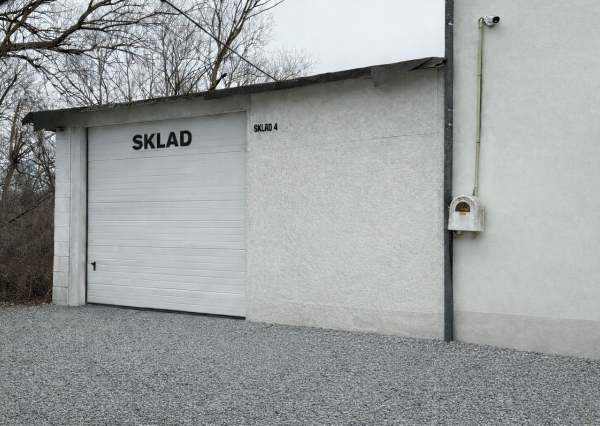 Sklad 200m2, 100 m2