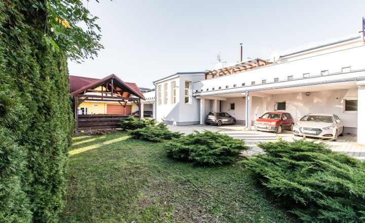 PRENAJATÉ -  1.5 izbový byt,kompletne zariadený - fotografia 14
