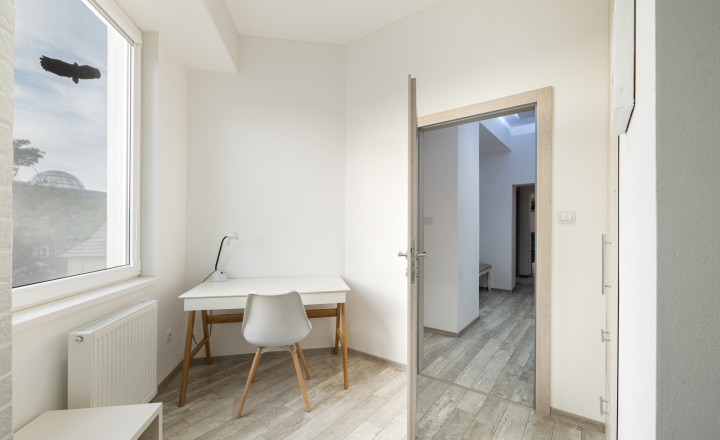 PRENAJATÉ - 2.5 izbový byt - CENTRUM MESTA - Hlavná ul. - fotografia 4