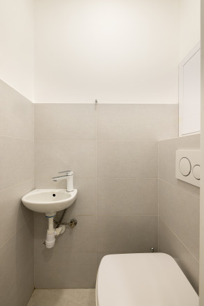 PREDANÉ * 4 izbový byt Volgogradská ulica ,96 m2 - fotografia 11