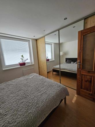 PRENAJATÉ   3 - izbový klimatizovaný apartmán - fotografia 12