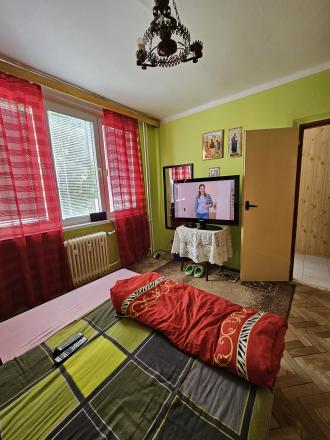 PREDANÉ   3 izbový byt, Levočská ulica, 2 balkóny - fotografia 4