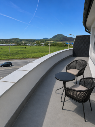 2 izbový byt na prenájom s veľkou terasou, byt 70 m2 - fotografia 7